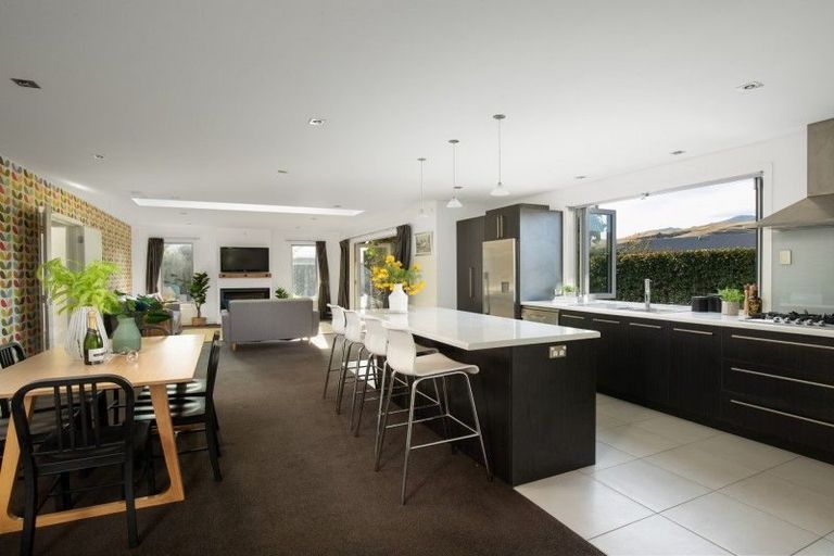 Photo of property in 4 Mcivor Lane, Lake Hayes, Queenstown, 9304