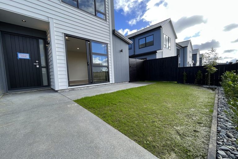 Photo of property in 13 Babos Avenue, Kumeu, 0810