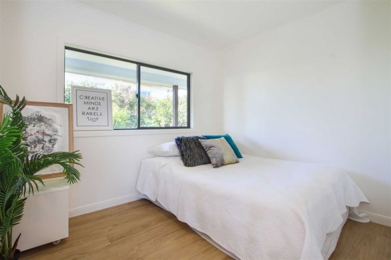 Photo of property in 27 Sergeant Road, Awhitu, Waiuku, 2684