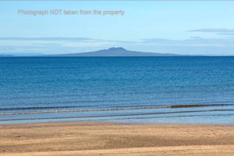 Photo of property in 1/56 Mckenzie Avenue, Arkles Bay, Whangaparaoa, 0932