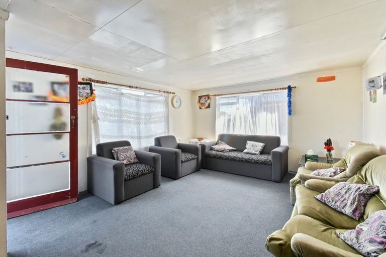 Photo of property in 4 Bolton Place, Otara, Auckland, 2023