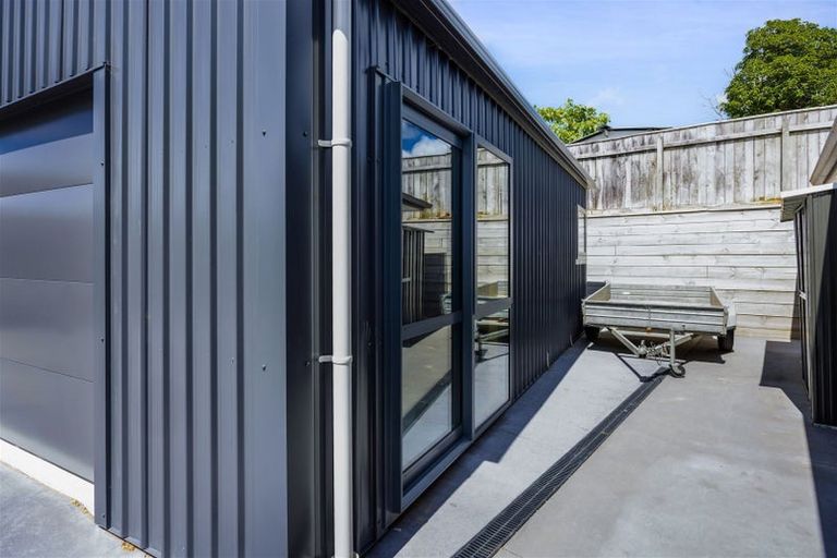 Photo of property in 8 The Terrace, Bell Block, New Plymouth, 4312