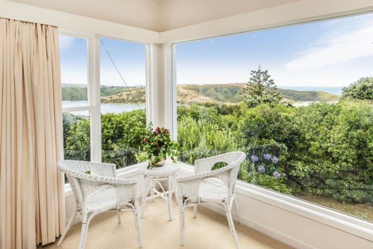 Photo of property in 25 Kahu Road, Paremata, Porirua, 5024