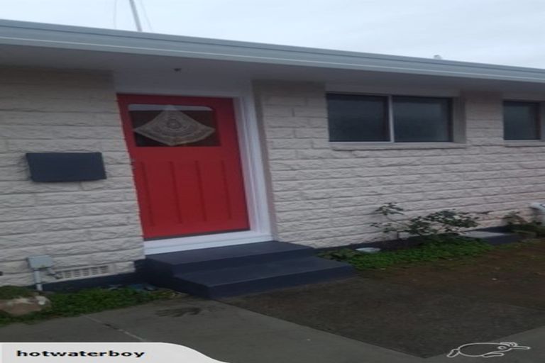 Photo of property in 72a Oram Avenue, New Brighton, Christchurch, 8061