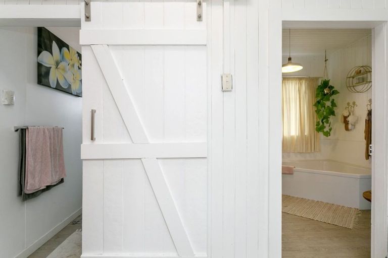 Photo of property in 33 Rangipoia Place, Turangi, 3334