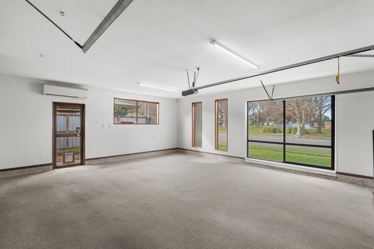 Photo of property in 48 Leacroft Street, Bishopdale, Christchurch, 8053