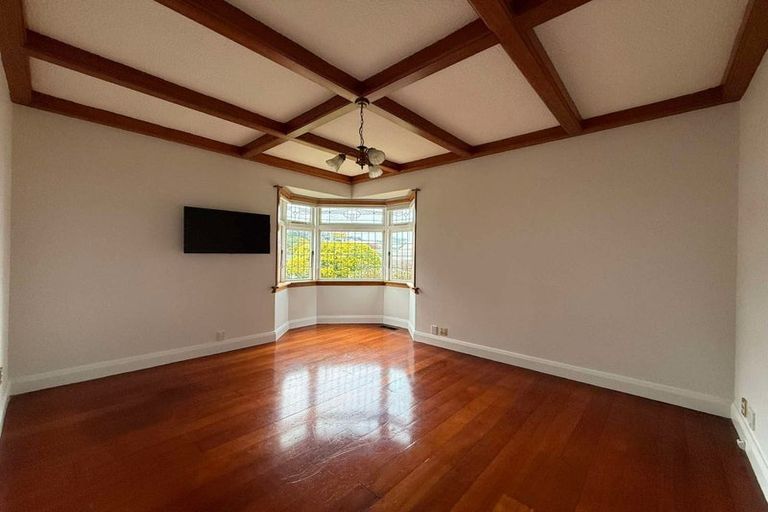 Photo of property in 1 Para Street, Miramar, Wellington, 6022