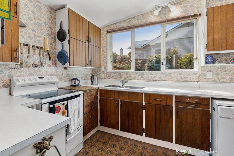 Photo of property in 29 Lucknow Terrace, Khandallah, Wellington, 6035