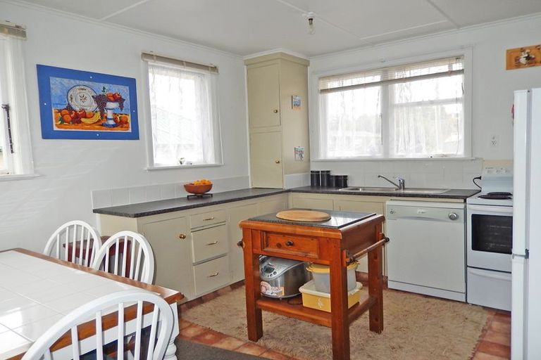 Photo of property in 14 Hayle Street, Holmes Hill, Oamaru, 9401