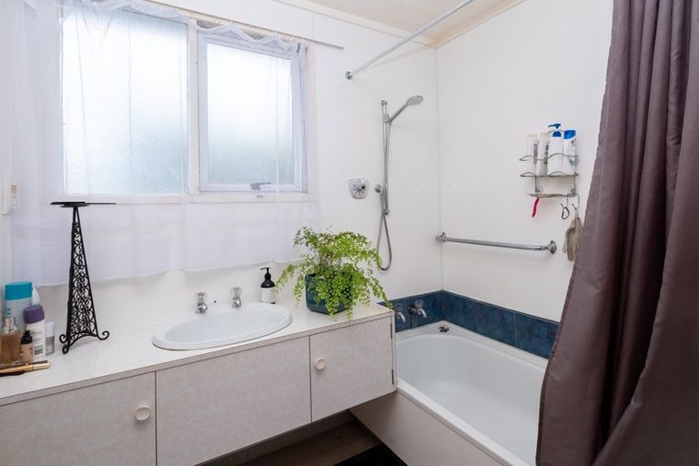 Photo of property in 51 Union Street, Hawera, 4610