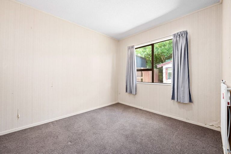 Photo of property in 1/25 Invercargill Drive, Kelson, Lower Hutt, 5010