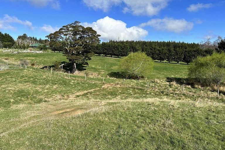 Photo of property in 140 Three Mile Hill Road, North Taieri, 9076