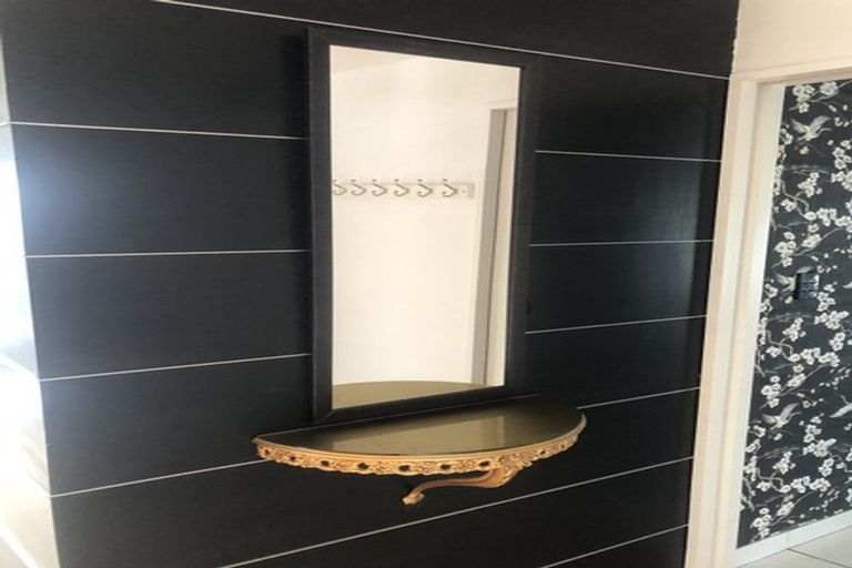 Photo of property in 61 Mortimer Terrace, Brooklyn, Wellington, 6021