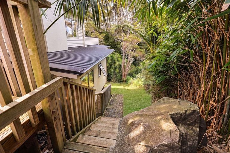 Photo of property in 40a Verran Road, Birkdale, Auckland, 0626