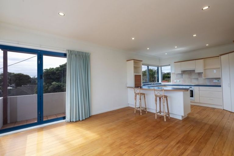 Photo of property in 8 Middleton Road, Paraparaumu Beach, Paraparaumu, 5032