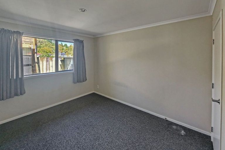 Photo of property in 9a George Street, Stokes Valley, Lower Hutt, 5019