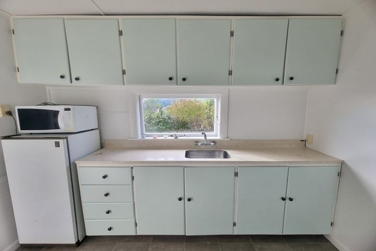 Photo of property in 19 Queens Road, Stepneyville, Nelson, 7010