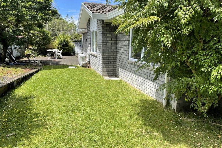 Photo of property in 22 Millstream Drive, Henderson, Auckland, 0610