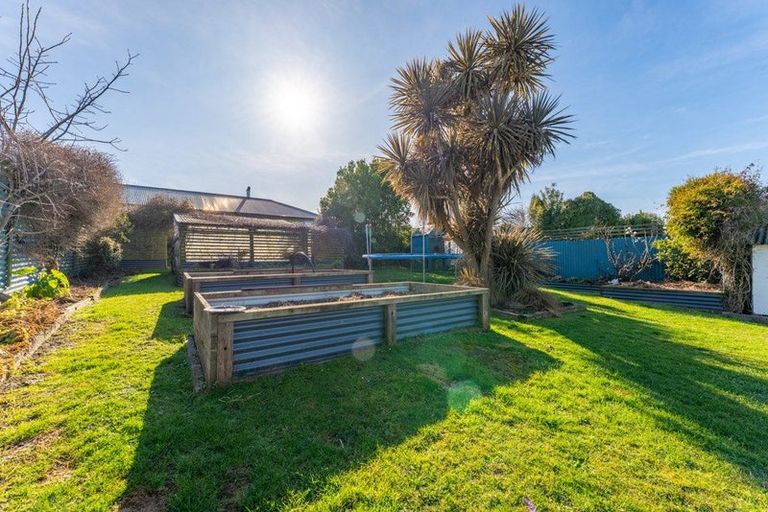 Photo of property in 14 Cambridge Street, Kensington, Timaru, 7910