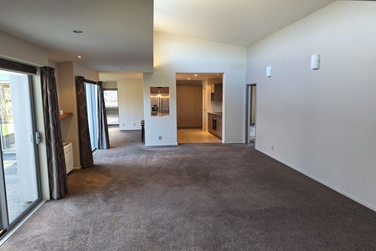 Photo of property in 26 Dunsford Close, Halswell, Christchurch, 8025