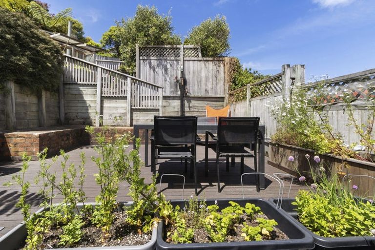 Photo of property in 161 Karepa Street, Brooklyn, Wellington, 6021