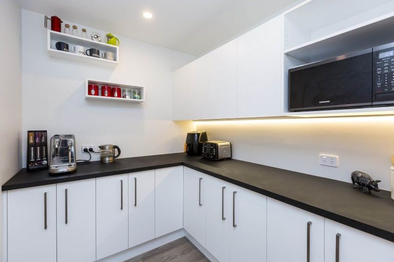 Photo of property in 25 Salisbury Crescent, Wallaceville, Upper Hutt, 5018