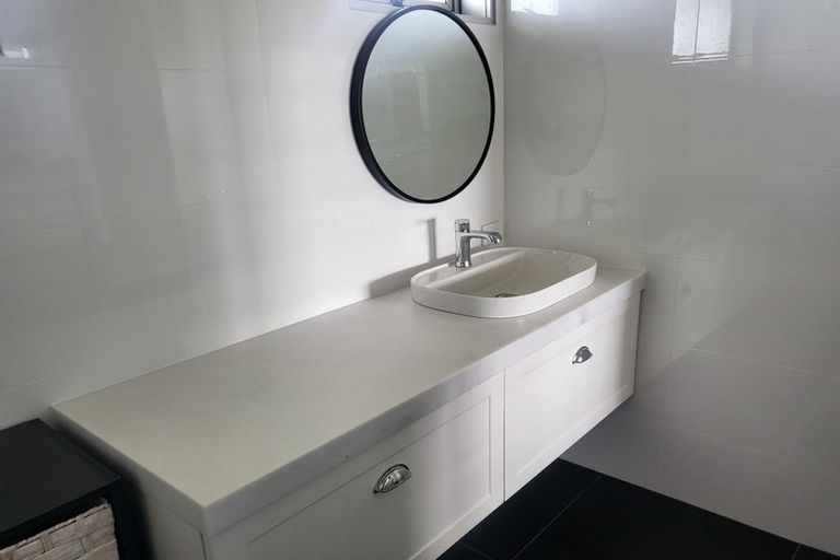 Photo of property in 50 Marsden Point Road, Ruakaka, 0116