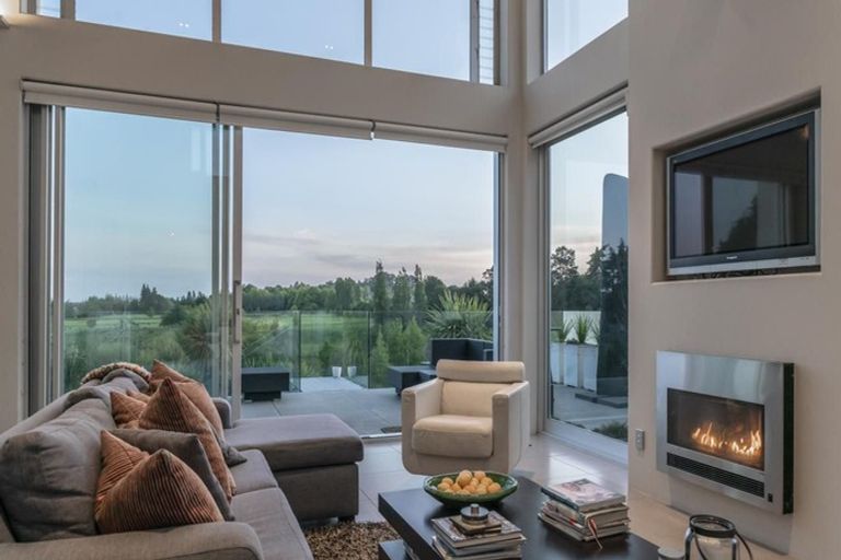 Photo of property in 18 Sheriff Place, Riverlea, Hamilton, 3216