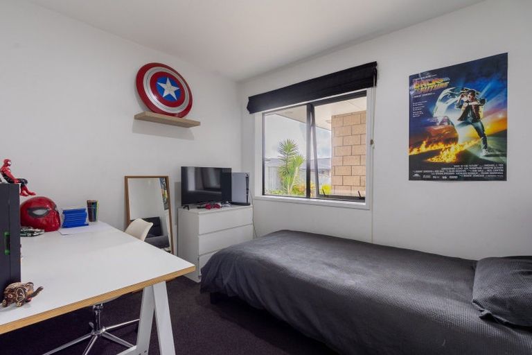 Photo of property in 9 Aqua Way, Paraparaumu, 5032