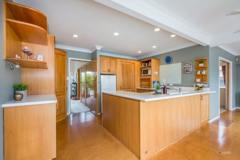 Photo of property in 12 Rosebank Avenue, Avalon, Lower Hutt, 5011