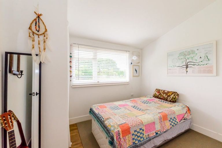 Photo of property in 577 Waikawa Beach Road, Waikawa Beach, Levin, 5573