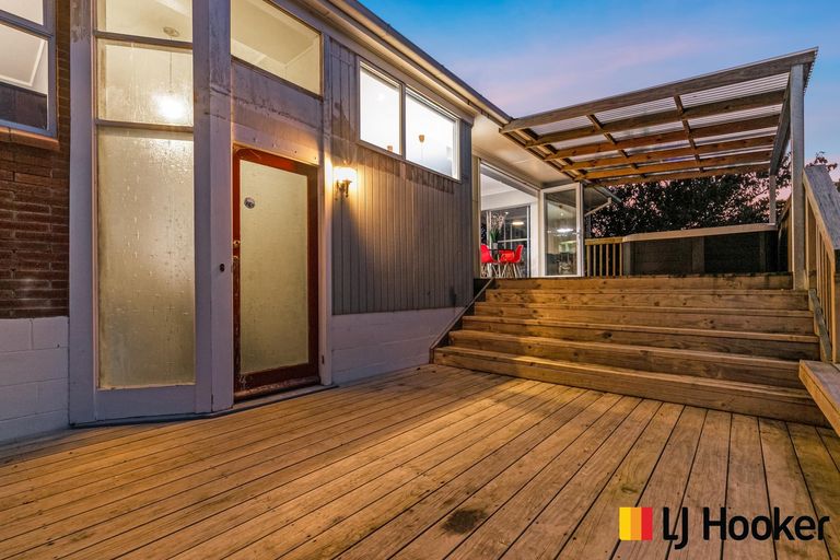 Photo of property in 4 Polandson Place, Opaheke, Papakura, 2113