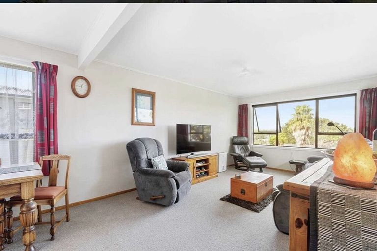 Photo of property in 3 Cotswold Lane, Mount Wellington, Auckland, 1060