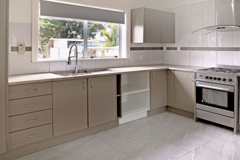 Photo of property in 1/64 Hoteo Avenue, Papatoetoe, Auckland, 2025