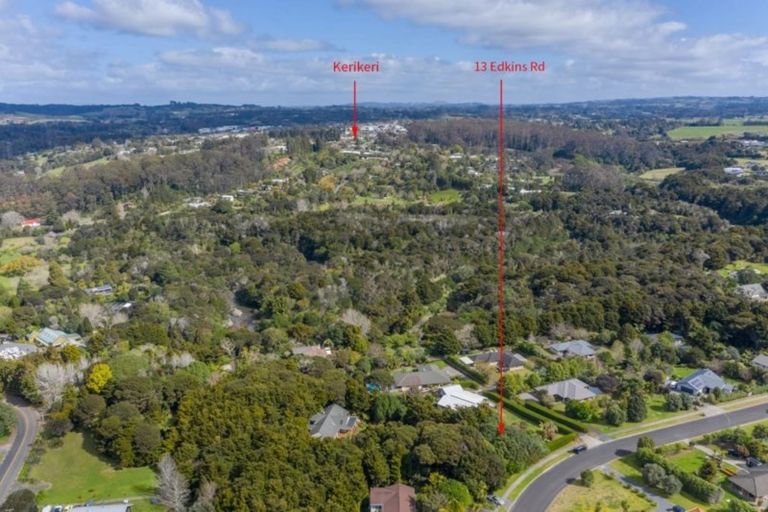 Photo of property in 13 Edkins Road, Kerikeri, 0230