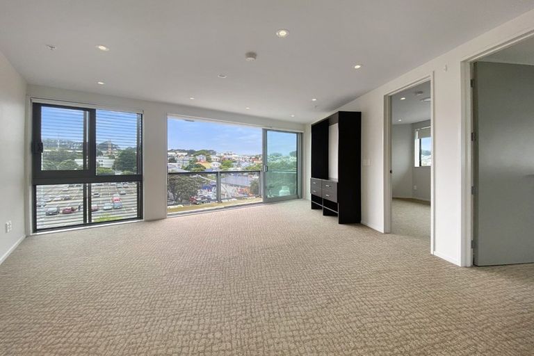 Photo of property in Masina Apartments, 313/80 Riddiford Street, Newtown, Wellington, 6021
