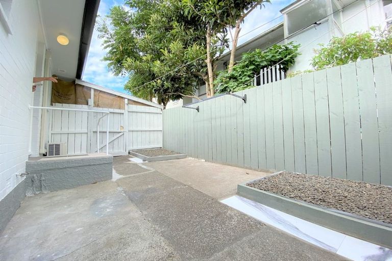 Photo of property in 8/3 Begbie Place, Sandringham, Auckland, 1025