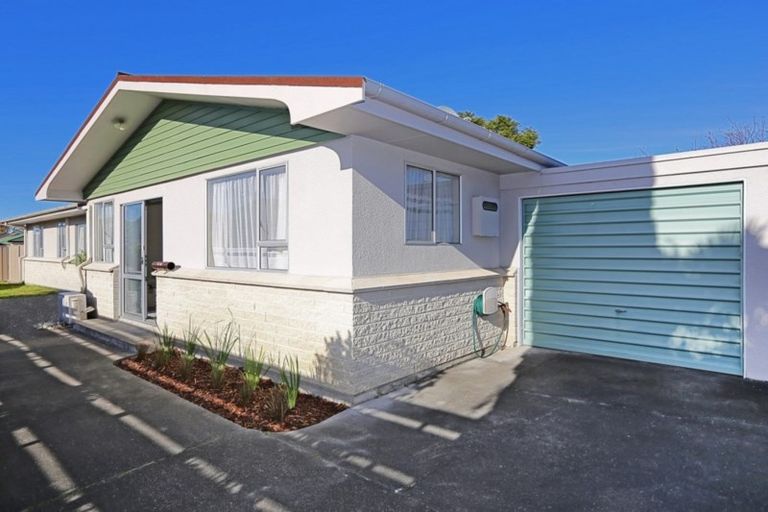 Photo of property in 1/1 Forward Street, Greenmeadows, Napier, 4112