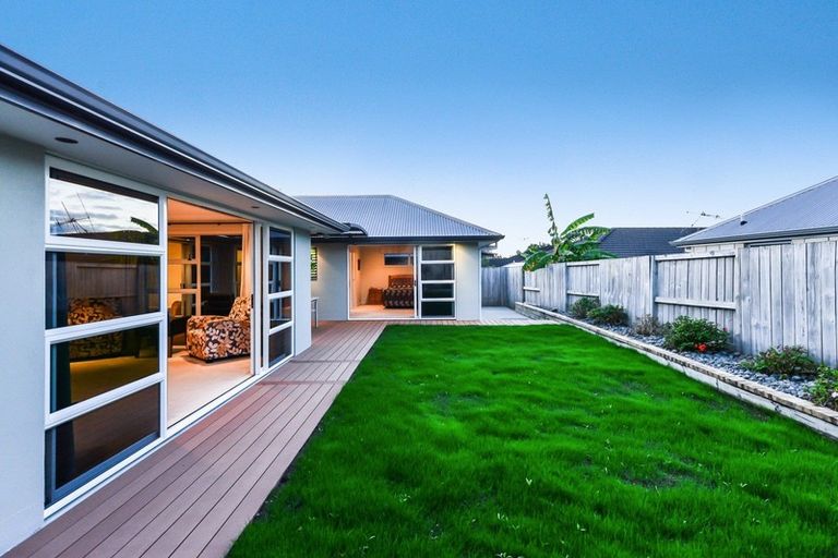 Photo of property in 17 Compton Grove, Huntington, Hamilton, 3210