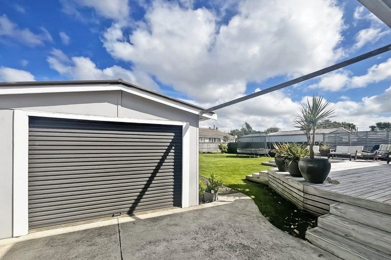 Photo of property in 10 Aberdeen Avenue, Takaro, Palmerston North, 4412