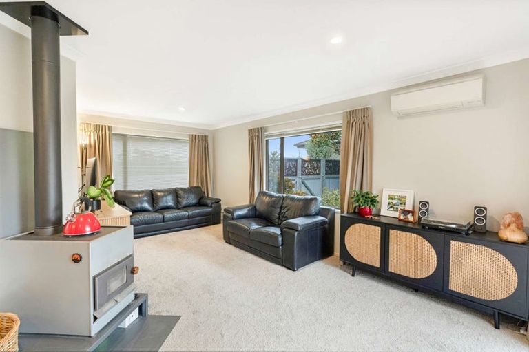 Photo of property in 70 Pentecost Road, Rangiora, 7400