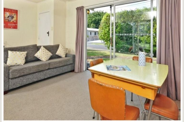 Photo of property in 13 Cranwell Place, Hillcrest, Hamilton, 3216