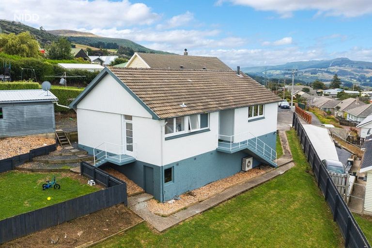 Photo of property in 29 Hanlon Street, Halfway Bush, Dunedin, 9010