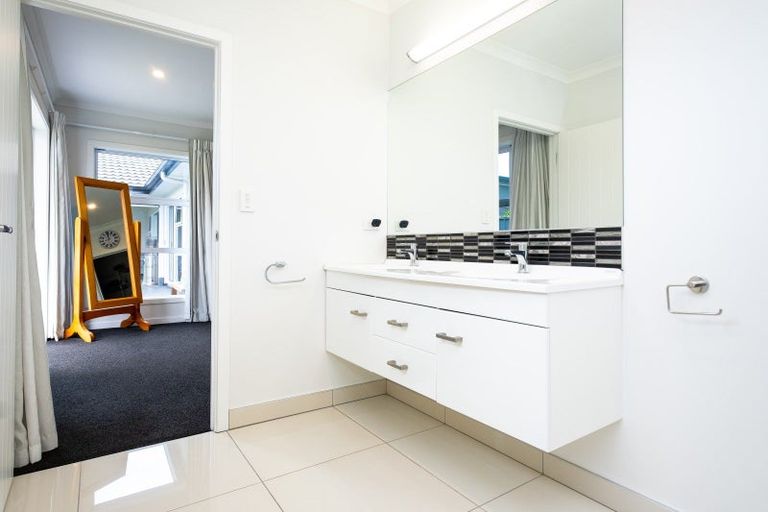 Photo of property in 21 Meissner Road, Havelock North, 4130