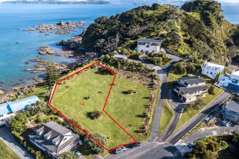 Photo of property in 38 Du Fresne Place, Russell, 0202