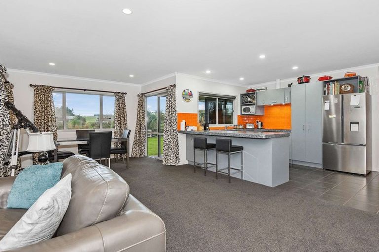 Photo of property in 17 Fergusson Avenue, Waipukurau, 4200
