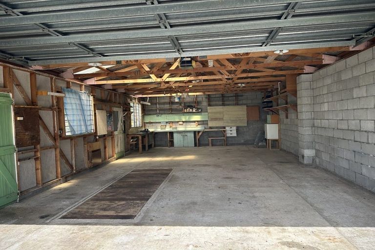 Photo of property in 36 Saint Johns Avenue, Palmerston North, 4414