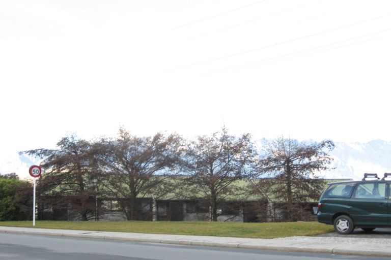 Photo of property in Alpine Meadows Apartments, 135g Fernhill Road, Fernhill, Queenstown, 9300