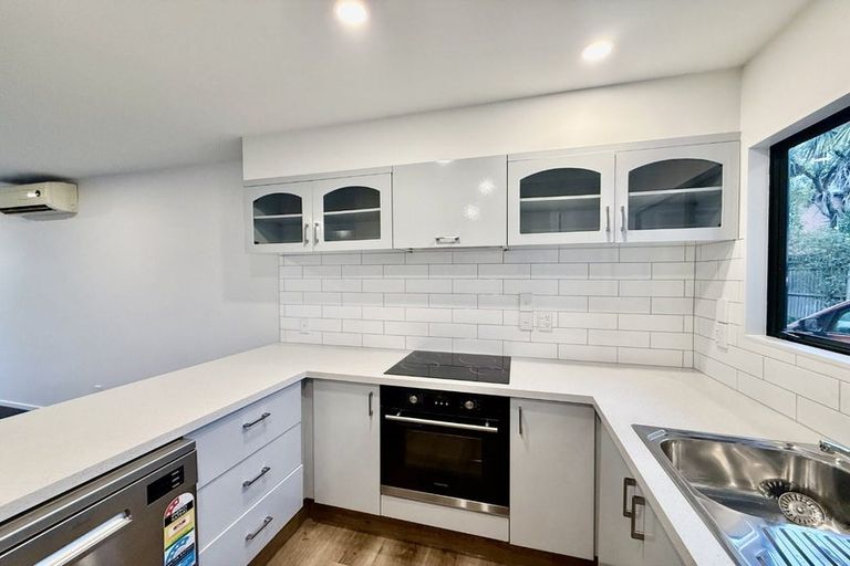 Photo of property in 2/455 Barbadoes Street, Edgeware, Christchurch, 8013