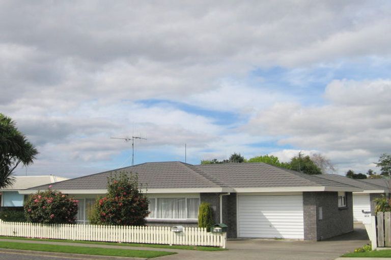 Photo of property in 57 Otumoetai Road, Judea, Tauranga, 3110